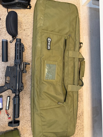 Image 4 for Complete Airsoft Set  Replica Rifle  Tactische Uitrusting  Zo Goed Als Nieuw