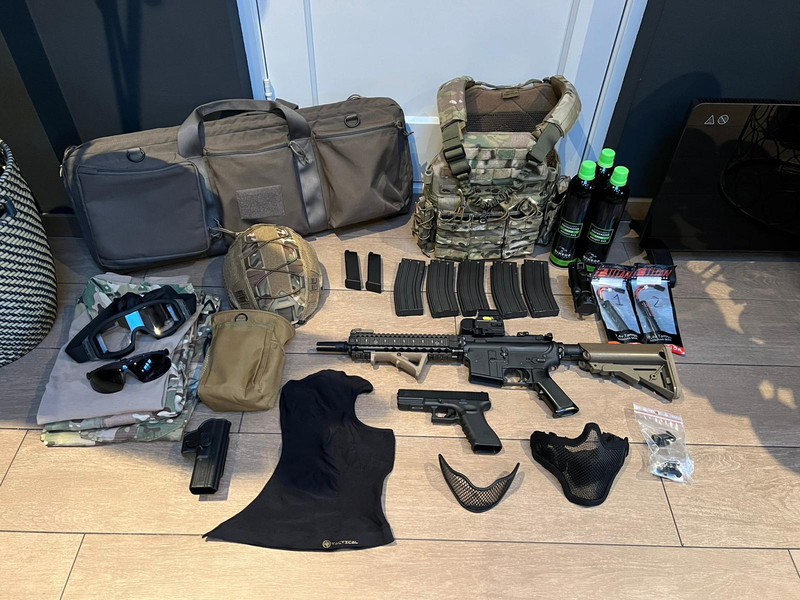 Afbeelding 1 van Complete set airsoft spullen