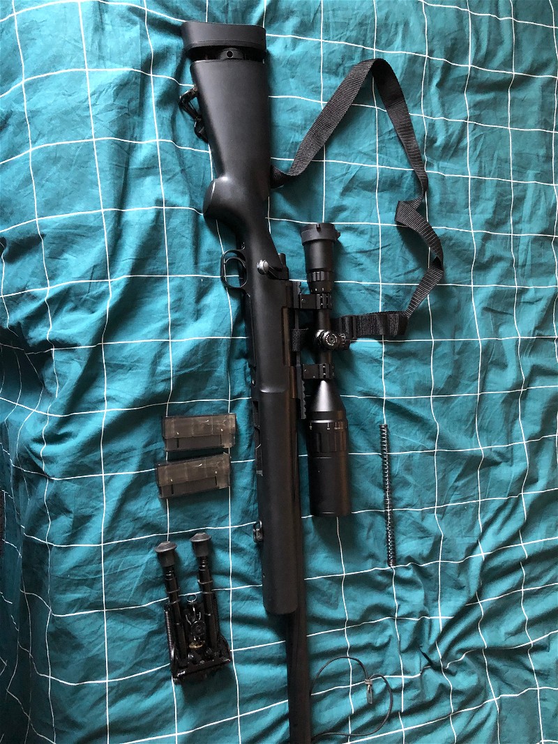 Afbeelding 1 van Sniper Ssg24 met 2 mags en bipod, scope extender en bescherming erop