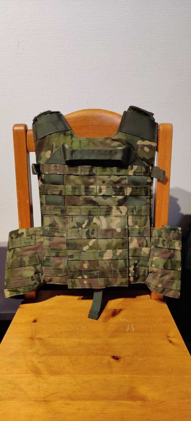 Image 1 for Plate carrier - Multicam tropic