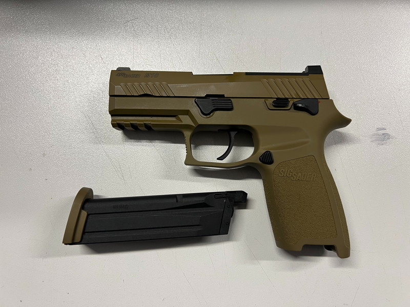 Image 1 pour Sig Sauer M18 mit kleiner Macke