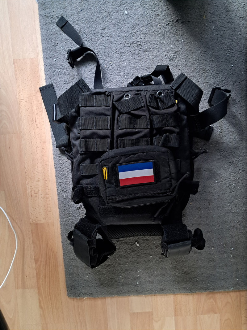 Image 1 for Plate carrier met pouches en dummy plates, ongebruikt