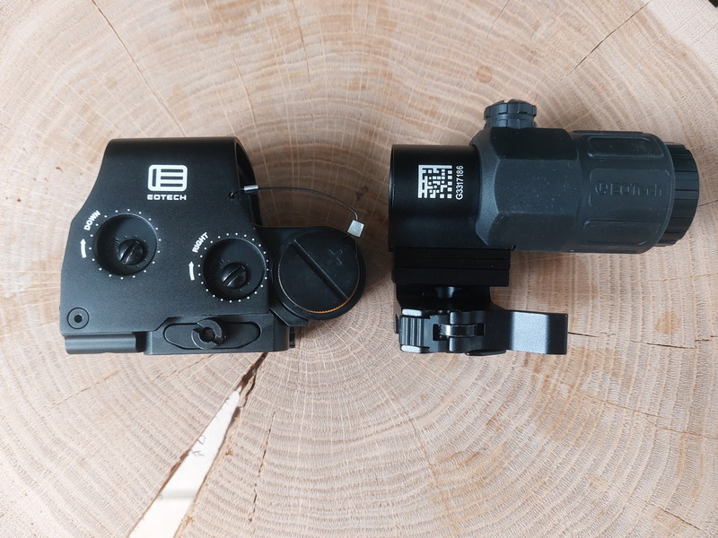 Afbeelding 1 van Eotech 558 red dot and G33 magnifier replica
