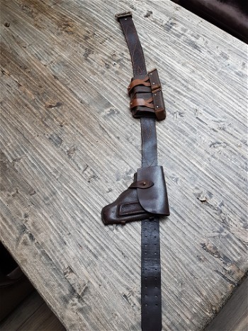 Image 2 for Soviet Officer Belt met pistol en magazine pouches