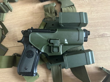 Image 3 for Umarex M92 GBB Pistol + Mag + Case + 2 Holsters + Speedloader Adapter