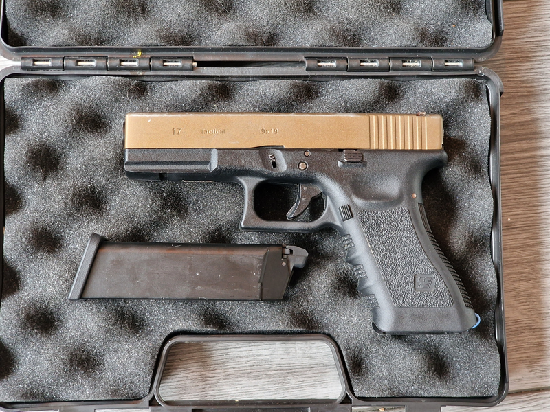 Image 1 for Cerakote bronze Glock 17 van WE