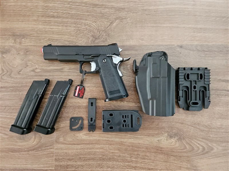Image 1 for Tokyo Marui Hicapa 5.1 D.O.R, 2 mags, Safariland 578 QR holster (repro)