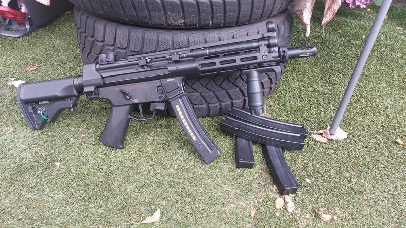 Bild 1 für Cyma Platinum Cm.041H + 5 mid cap mags