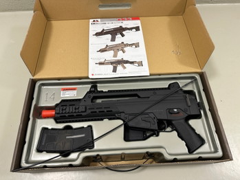 Image 3 for Airsoft-Komplettset - ICS G33 funktionsfähig + FAMAS F1 + 2 defekte Pistolen + Zubehör - Abholung