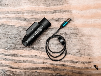 Imagen 2 de Olight PL-3R Valkyrie