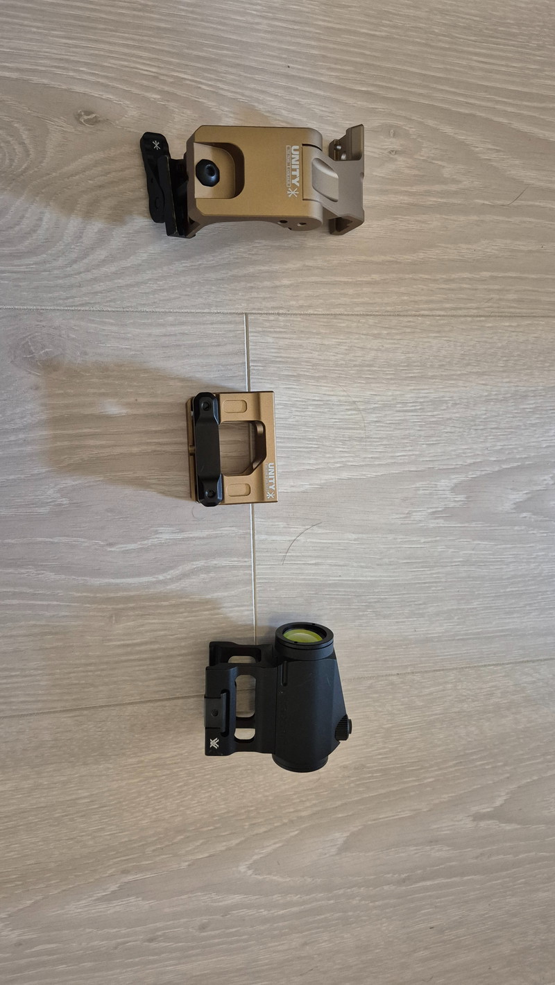 Afbeelding 1 van Vortex crossfire red dot + riser & magnifier riser