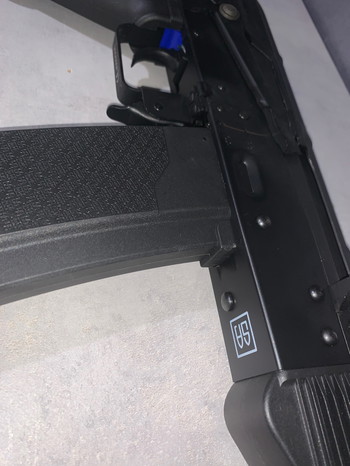 Afbeelding 2 van Specna Arms SA-J09 EDGE 2.0  Upgraded met 43K Dark Matter motor  TOPstaat