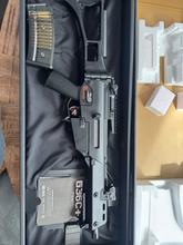 Imagen para Tokyo Marui G36C Plus GLOEDNIEUW