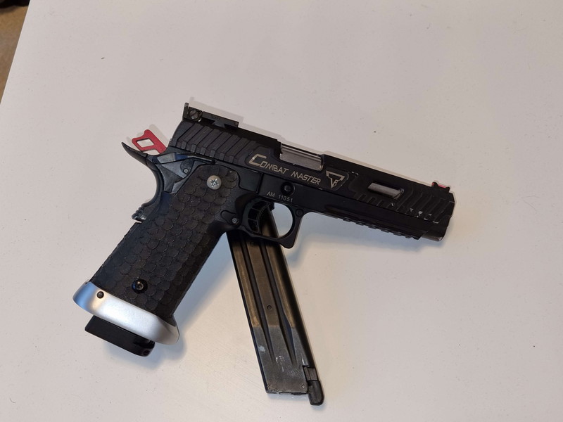 Afbeelding 1 van Army R601 JW3 TTI combat master