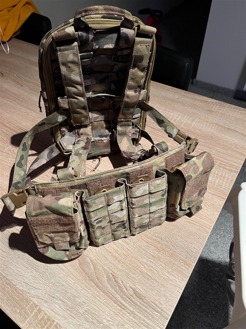Image 1 for Warrior Pathfinder chestrig met Viper flatpack