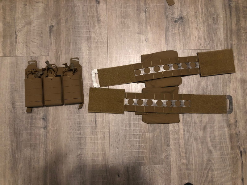 Image 1 pour Replica ferro concepts cummerbund + triple rifle mag panel