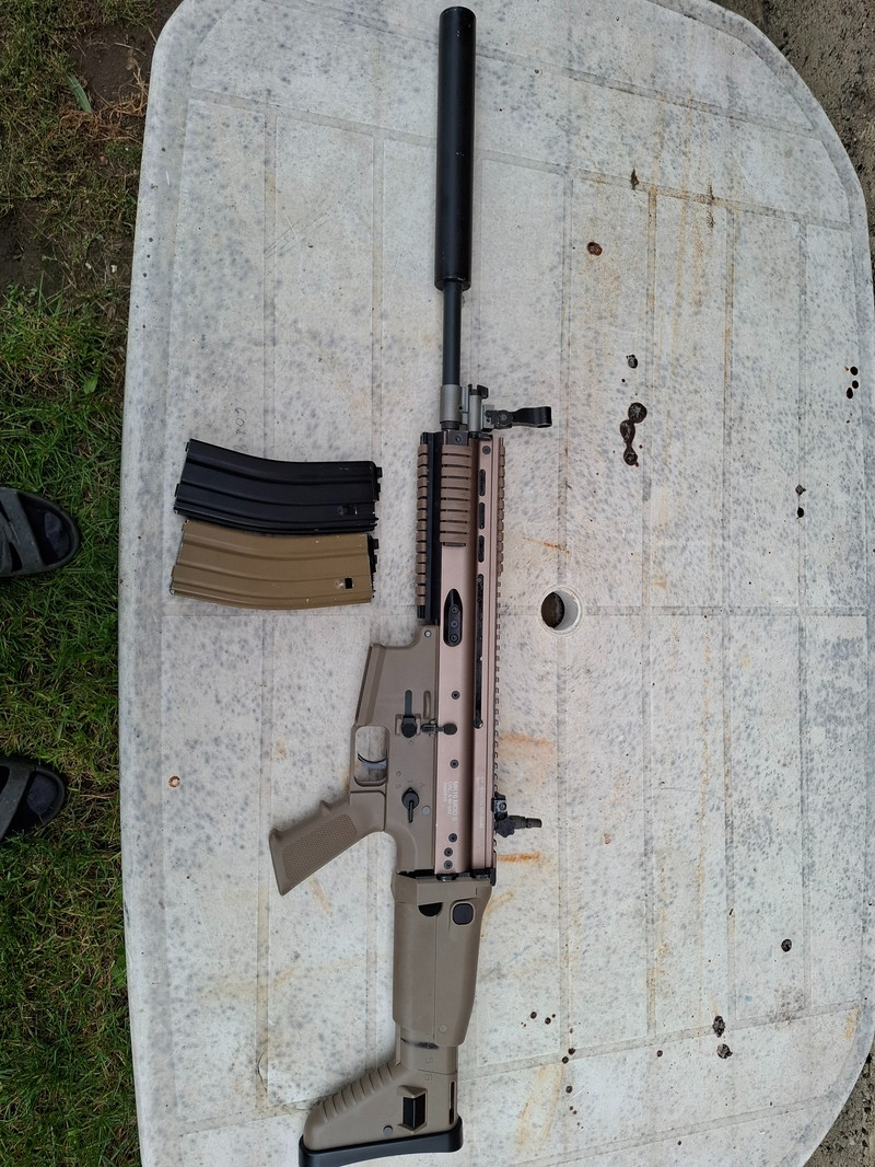 Image 1 for SCAR-L WE GBB | Gas Replica | Blowback | 2 Magazines | Airsoft