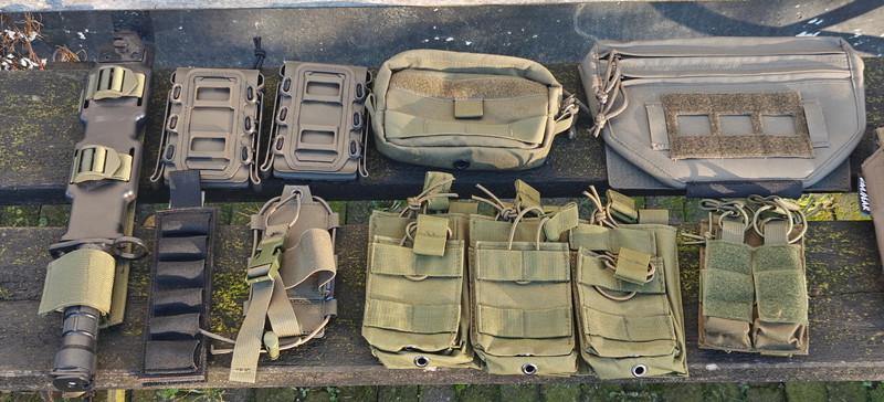 Afbeelding 1 van Diverse airsoft gear