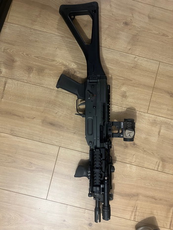 Image 2 for GHK SIG with multiple spares and Handguards