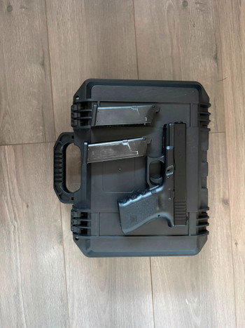 Afbeelding 2 van Airsoft Beginners Starter Kit, Specna Arms SA-E12, Tokyo Marui Glock 19 GBB