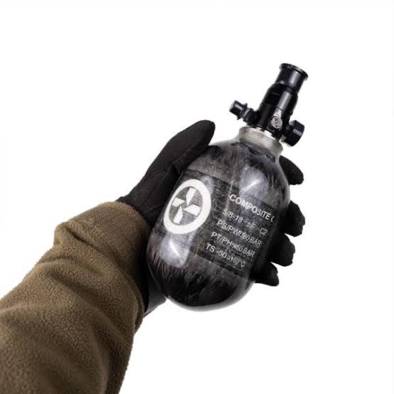 Image 1 for Gezocht: 0.5 liter 4500 psi carbon tank