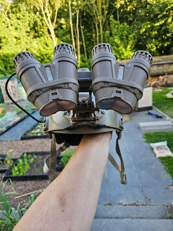 Imagen 3 de Emerson FAST PJ Helm (Dark Earth) + GPNVG (dummy) + Revision desert locust met railmount adapters