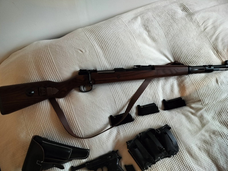 Imagen 1 de German WW2 replica's g&g kar98 (verkocht) en WE Walther P38(gereserveerd)