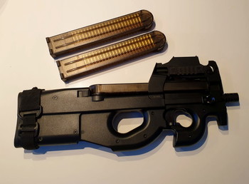 Afbeelding 3 van P 90 TOKYO MARUI