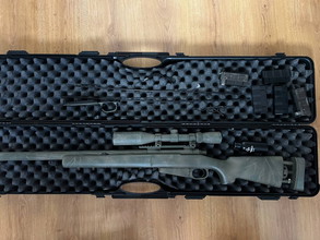 Afbeelding van Novritsch SSG24 met scope, magazijnen, bbs, koffer en camo