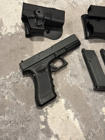 Imagen 2 de Umarex Glock 17 Gen4 - complete set