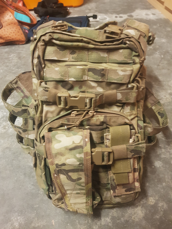 Bild 2 für Milticam recon vest met accessoires