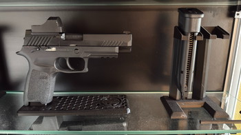 Afbeelding 5 van Sig Sauer M17 P320 met een Sig Air red dot