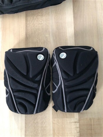 Image 2 pour DYE performce knee pads maat LARGE