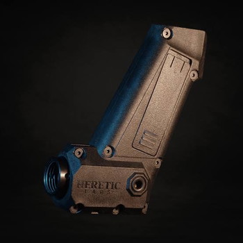 Image 2 for Heretic Labs tankgrip met cat 5 regulator
