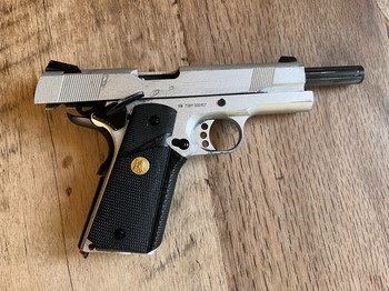 Imagen 2 de 1911 zilver + 3 magazijnen