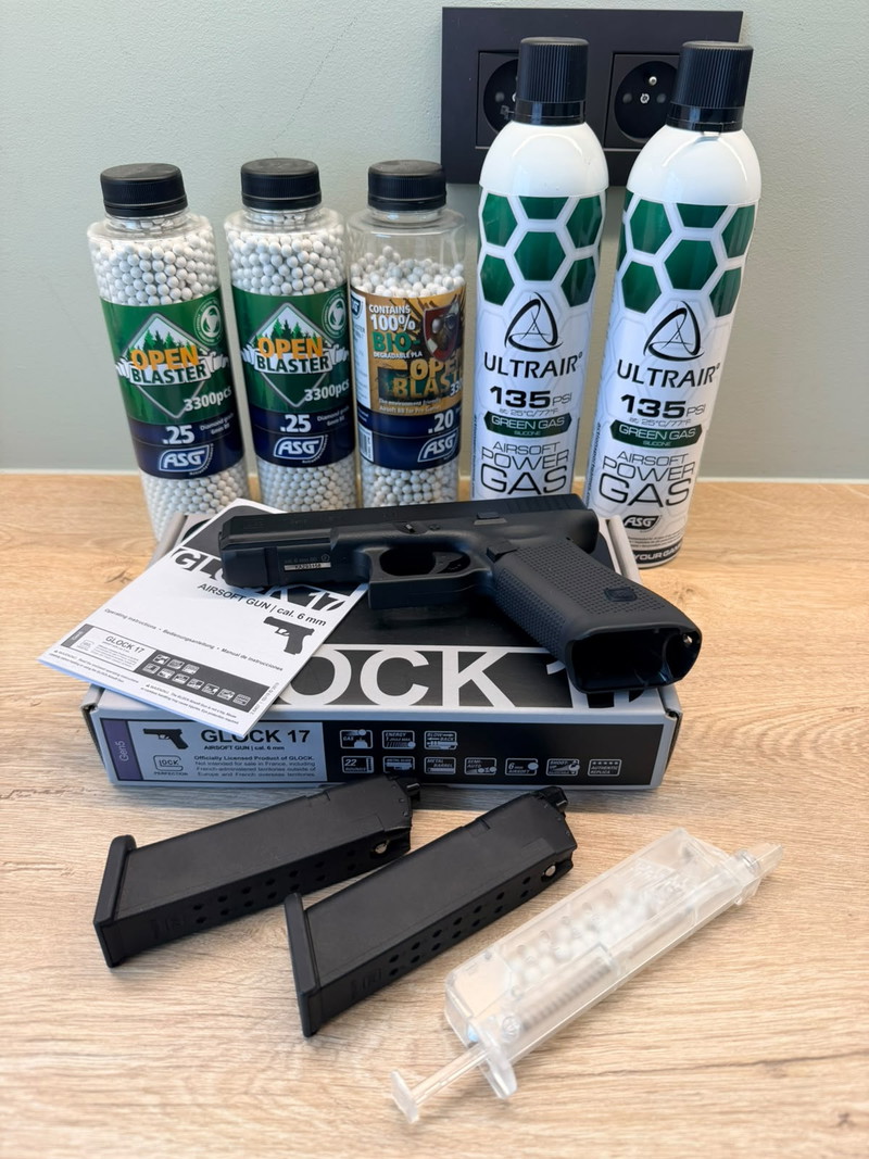Image 1 for UMAREX GLOCK 17 GEN 5 + Extra Magazijn