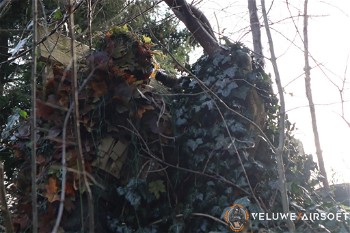 Image 4 for Hand gecrafte ghillie suit