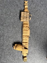 Imagen para Warrior assault systems combat riem in coyote tan, met tasmanian tiger holster en magazijn tas