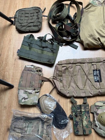 Bild 4 für Kleding & uitrusting