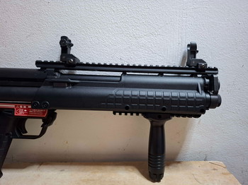 Afbeelding 4 van Tokyo Marui KSG - GBB - NEAR-MINT CONDITION