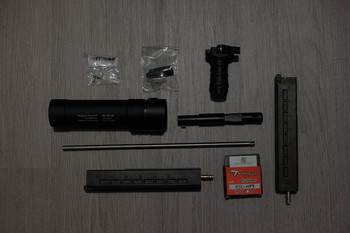 Image 3 pour MP9 B&T Custom