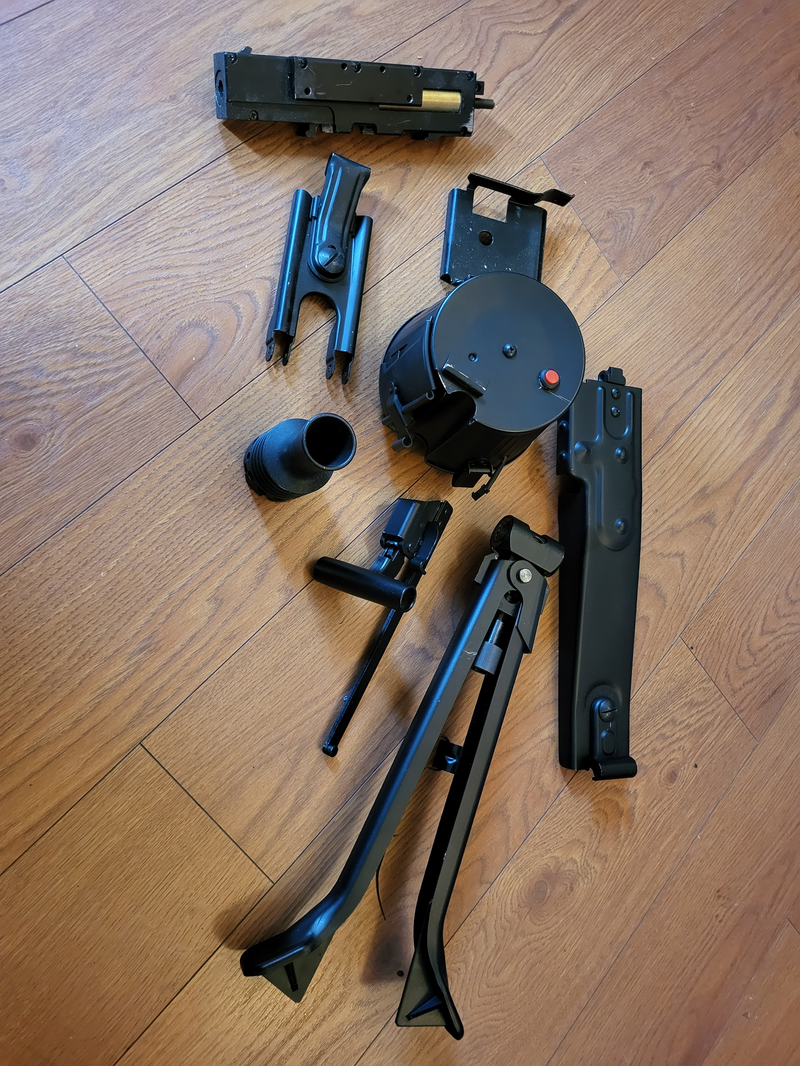 Bild 1 für AGM MG42 Parts + Magazijn