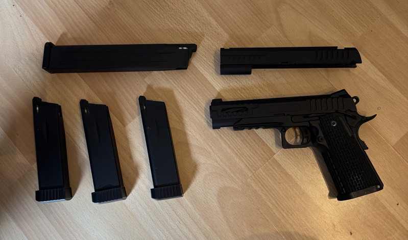 Image 1 for SSP1 + 4 mags + cutout slide