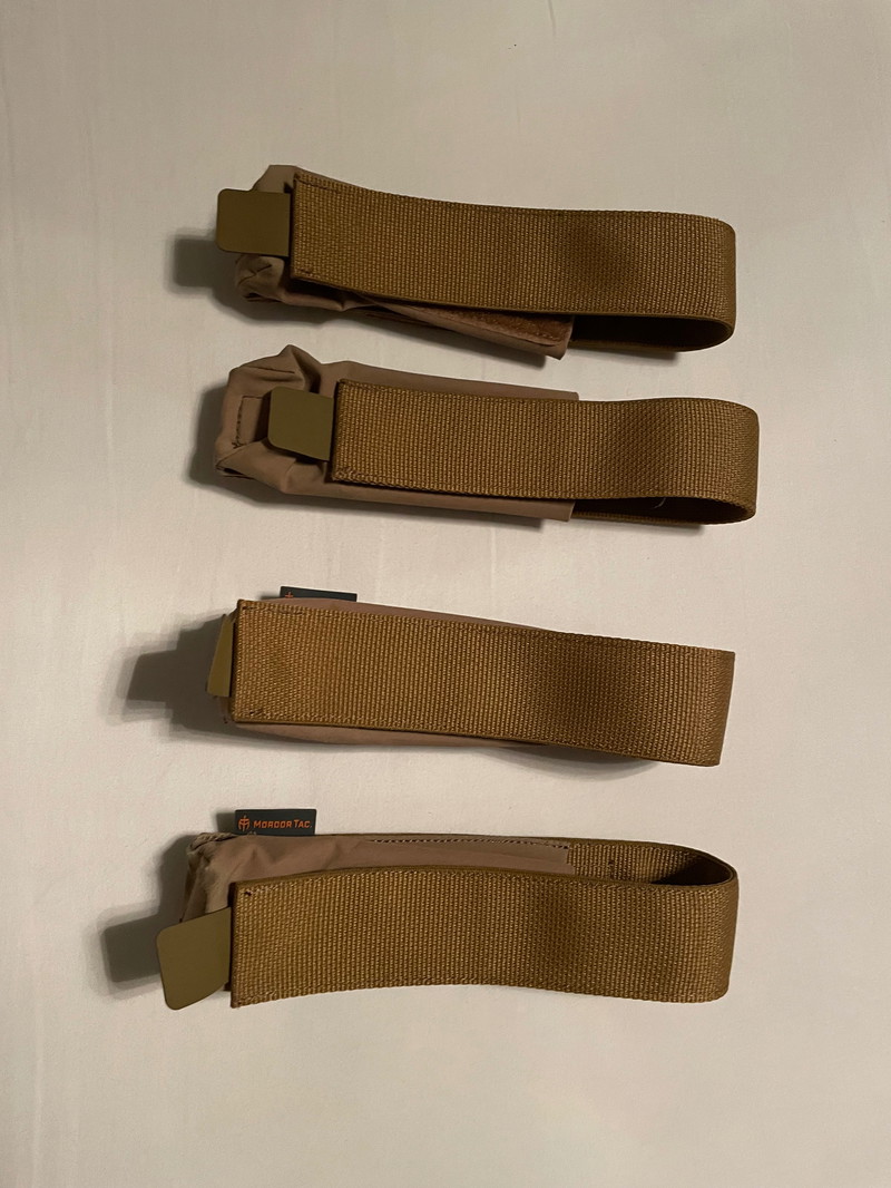 Image 1 for 4 smg mag pouches tan