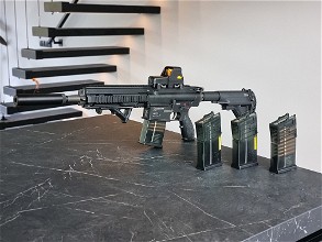 Image pour VFC/Umarex HK417D met Mosfet + 4 magazijnen + angled grip (AEG)