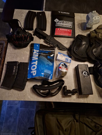 Image 4 pour Alles mögliche abzugeben.