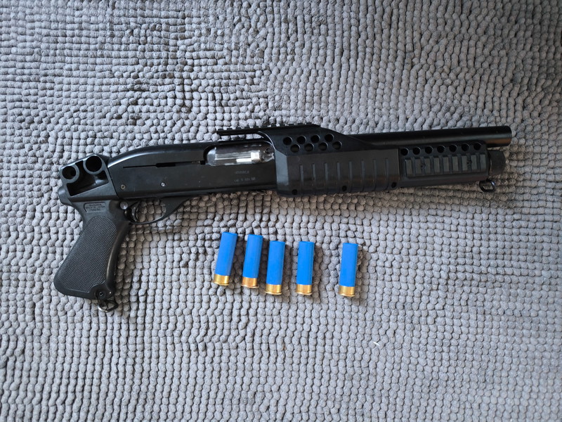 Image 1 for Maruzen M1100 Revision Shell ejecting gas blowback shotgun met 5 shells