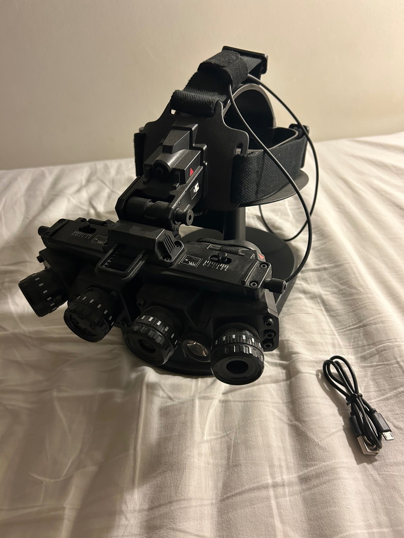 Afbeelding 1 van Modern warfare collecters item nvg 2019