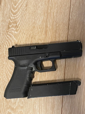 Image 2 for Glock 17 gen 4