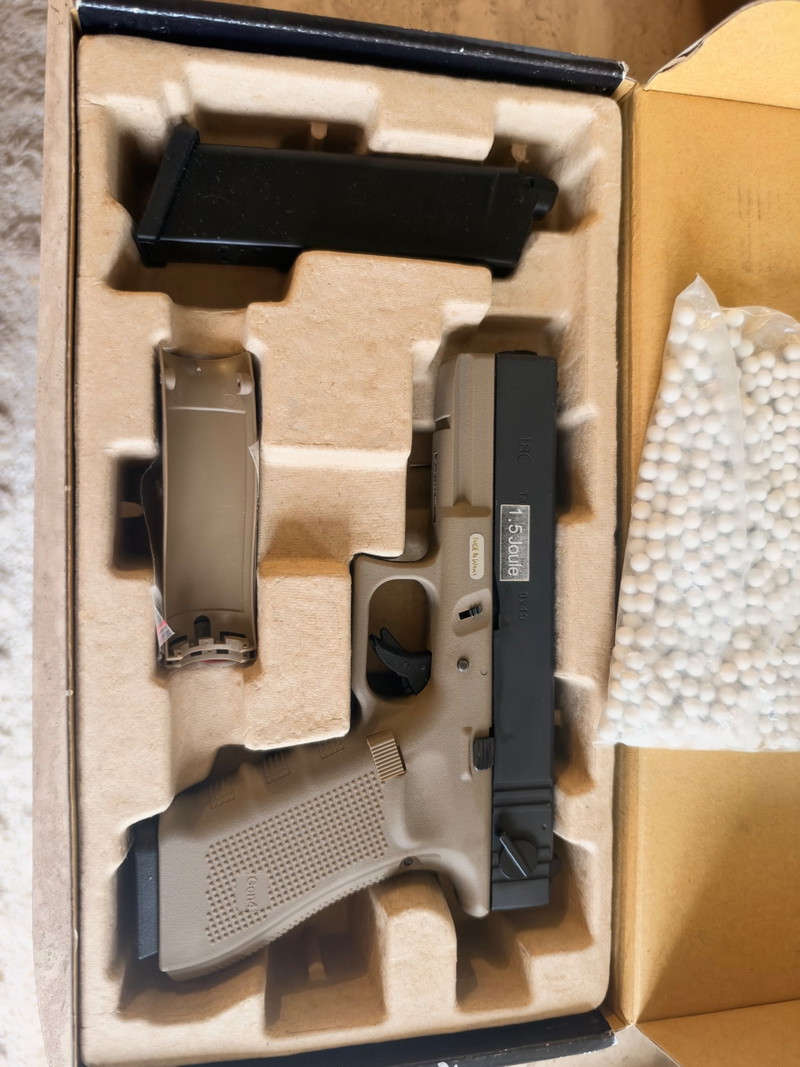 Image 1 for Glock 18
